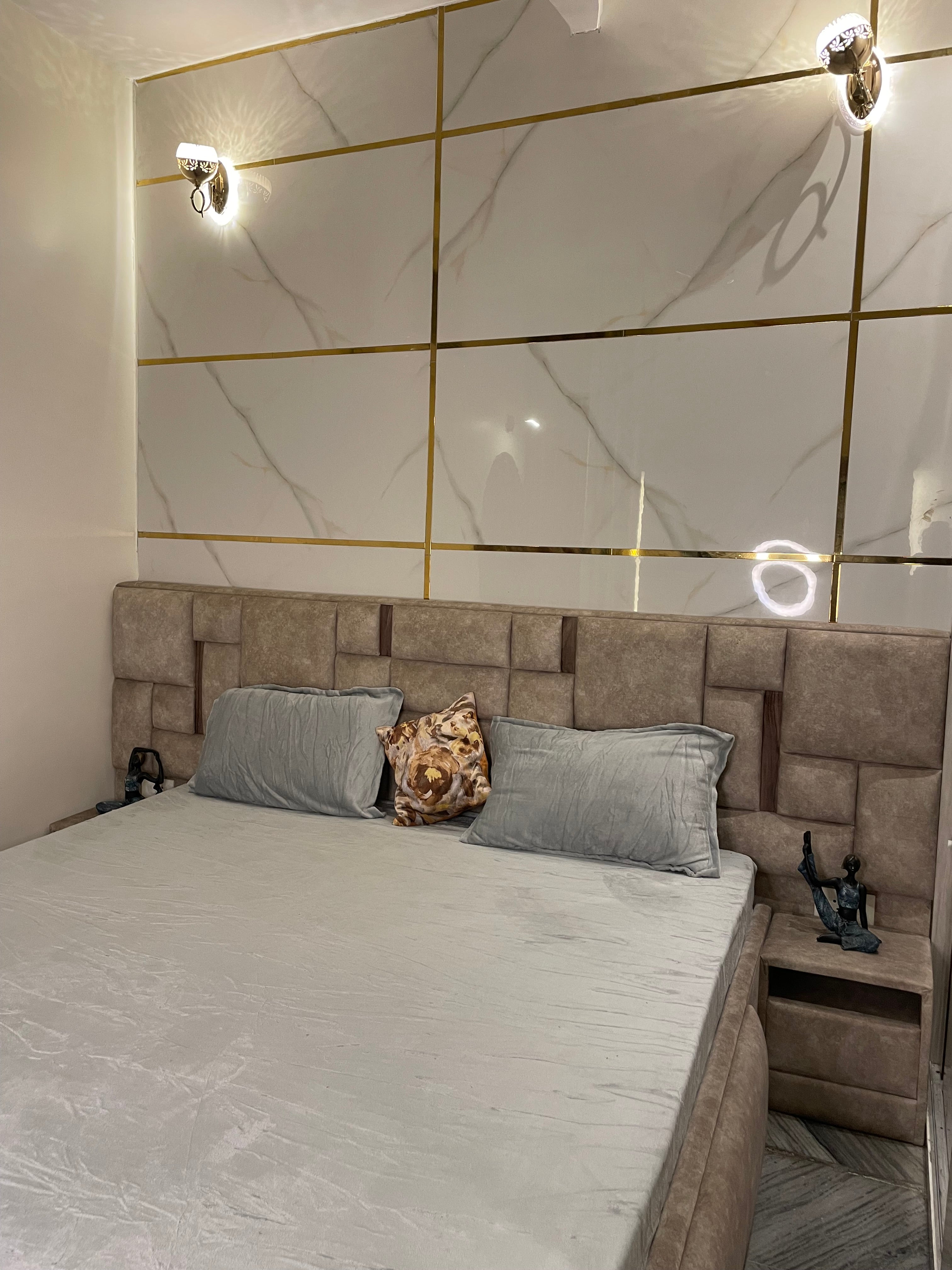 Soft velvet bedsheets - Elastic Fitted