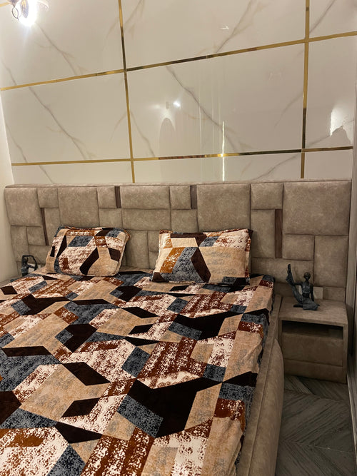 Brown Geometric Premium Velvet Fitted Bedsheet Set (Elastic Fit) – Luxury Winter Edition