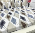 Diamond shaped cotton mix fitted elastic bedsheet with pillow covers