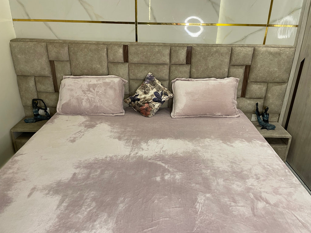 Luxury Solid Lavender Elastic Fitted Bedsheet - king size