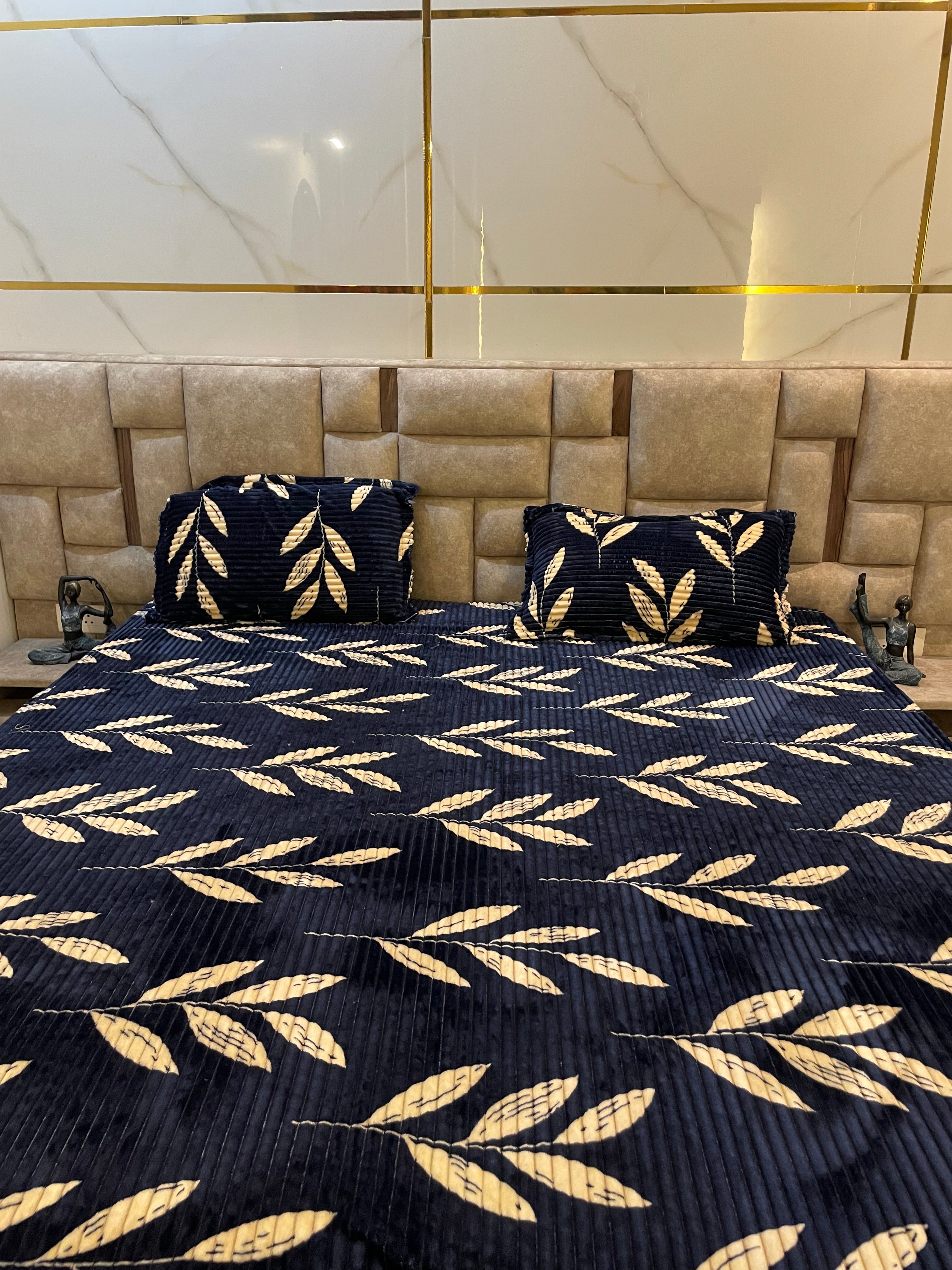 Luxe Winter Velvet Fitted Bedsheet – Navy Leaf Design