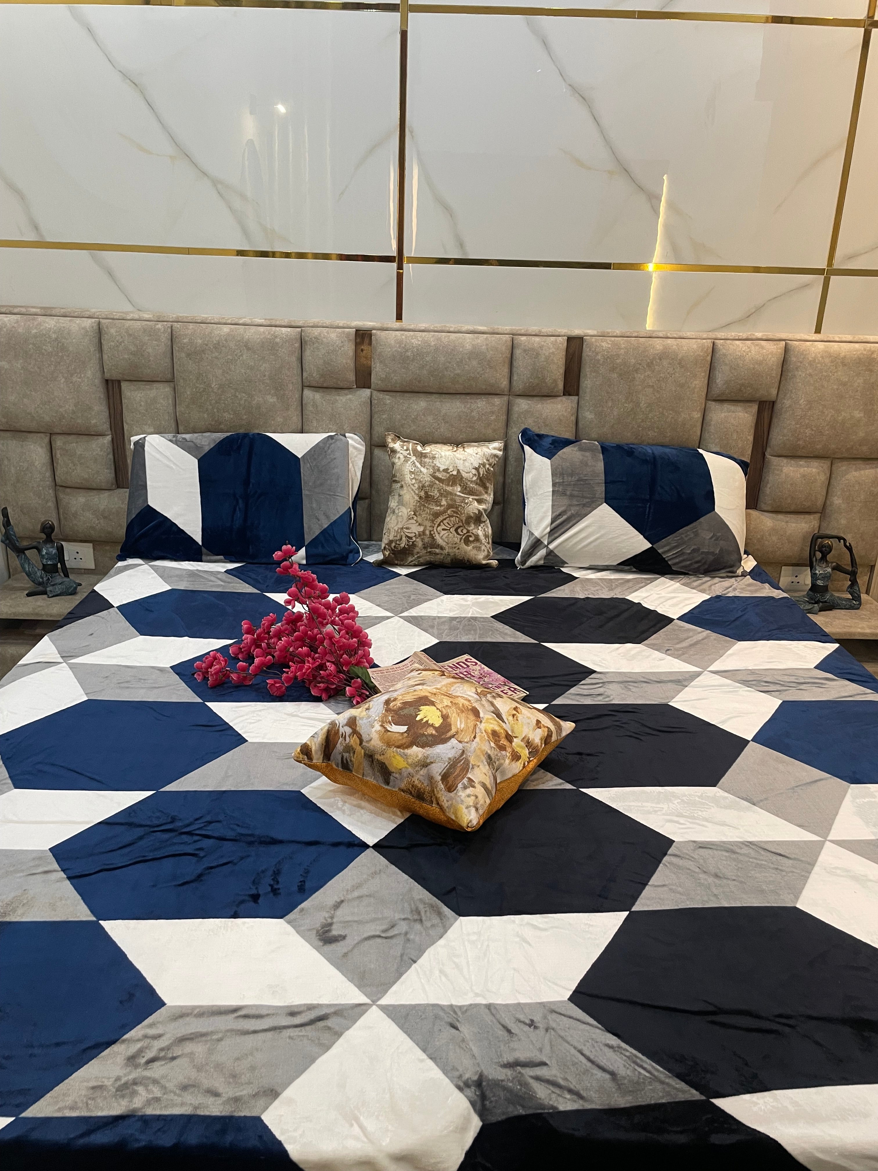 Blue black warm fitted bedsheet