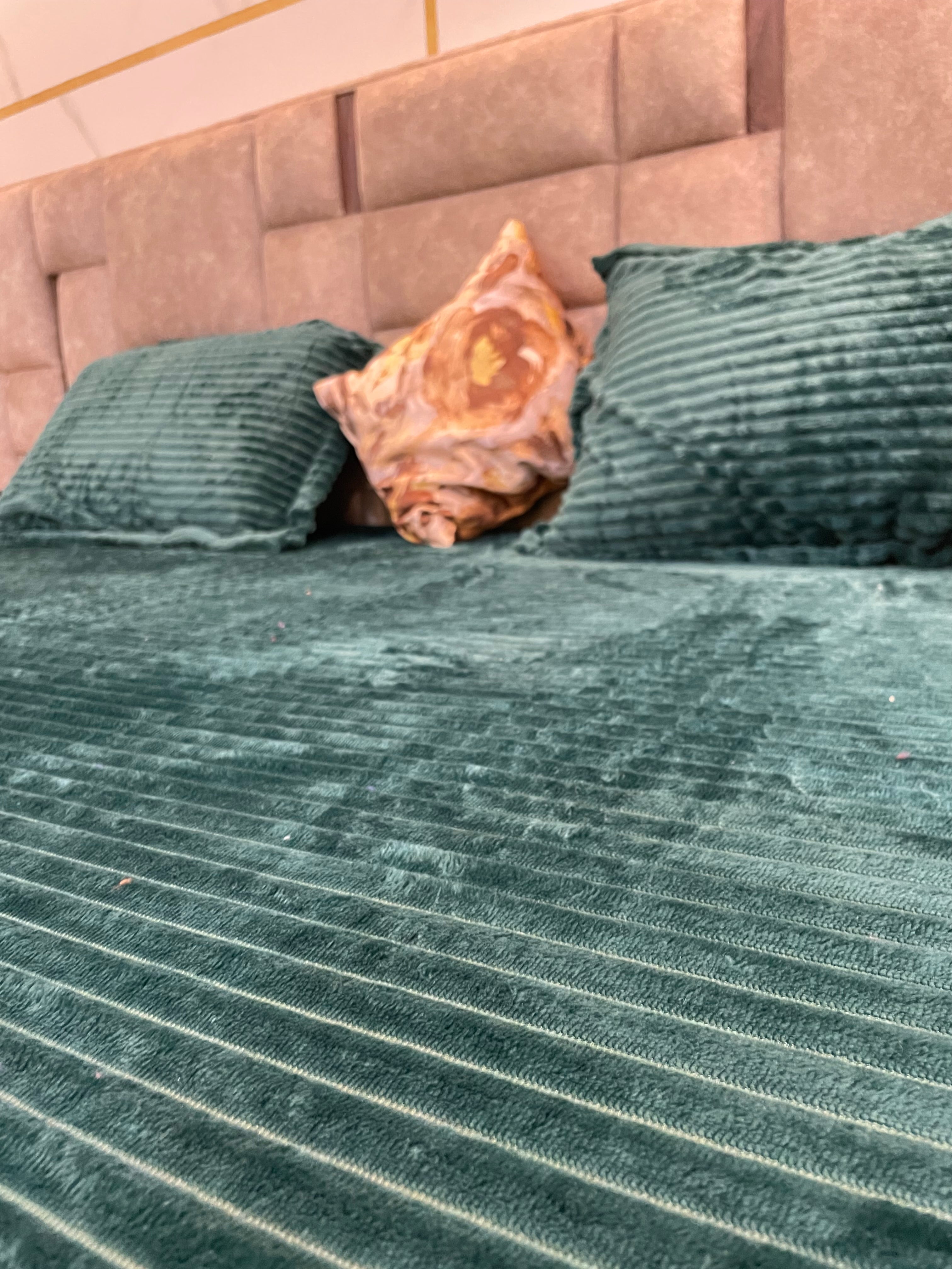 Deep Teal Premium Velvet Ribbed Fitted Bedsheet Set (Elastic Fit) – Luxury Winter Collection