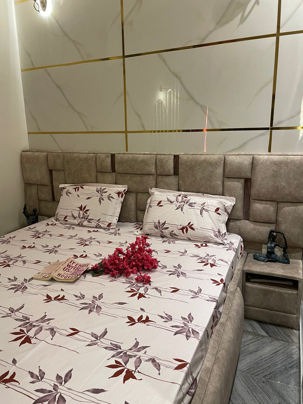 White pink foral cotton fitted bedsheet