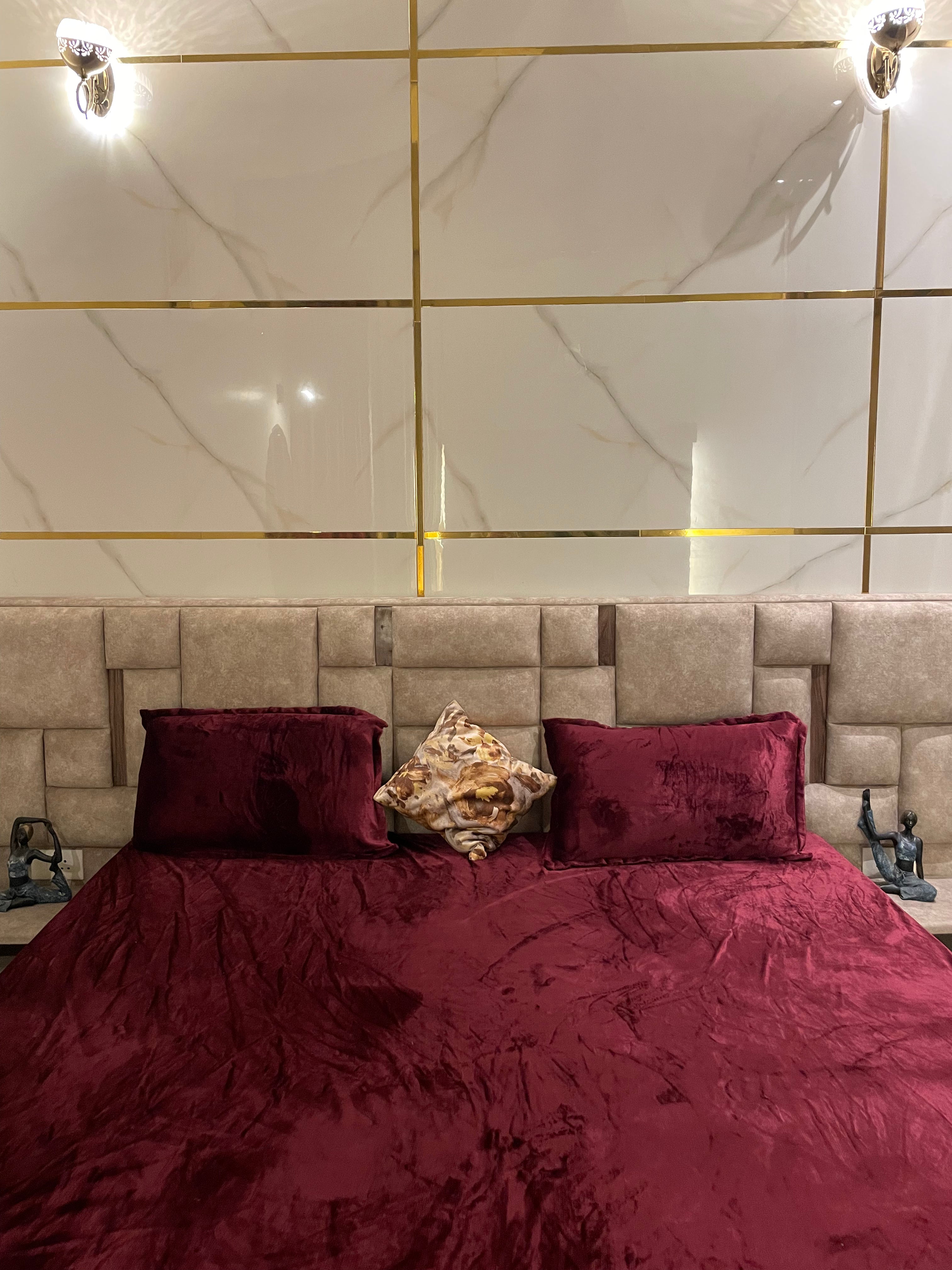 Royal Maroon Velvet Fitted Bedsheet Set