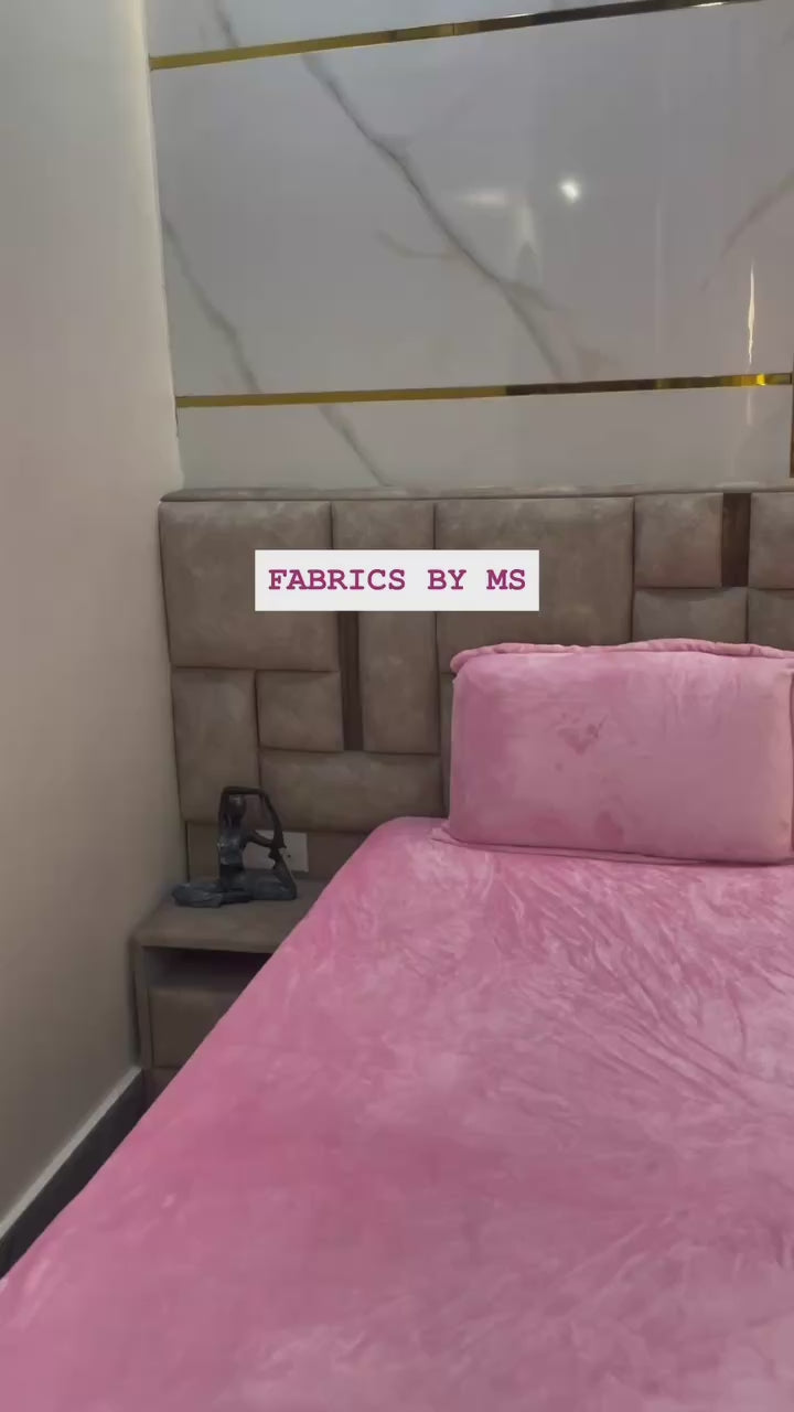 Luxury Pink Plush Fitted Bedsheet with Pillow Covers – Winter Edition